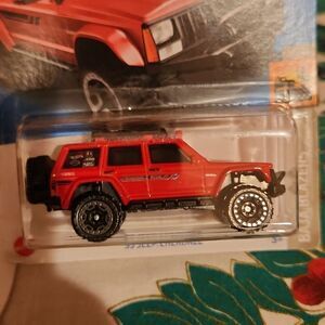95' Jeep Cherokee 2021 Hot Wheels NIP